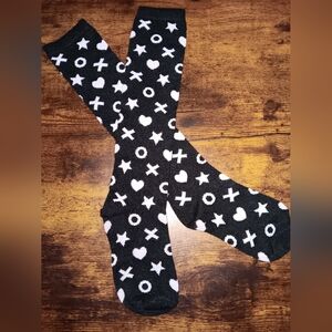 Patterned Black and White Socks X O hearts